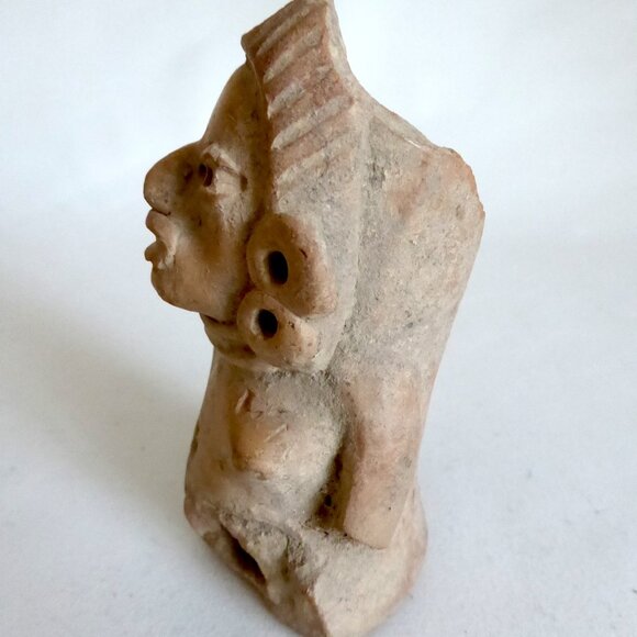 ANCIENT PRE-COLUMBIAN CLAY POTTERY EARTHENWARE SEATED FEMALE ARTIFACT (DAMAGED) - Picture 7 of 11